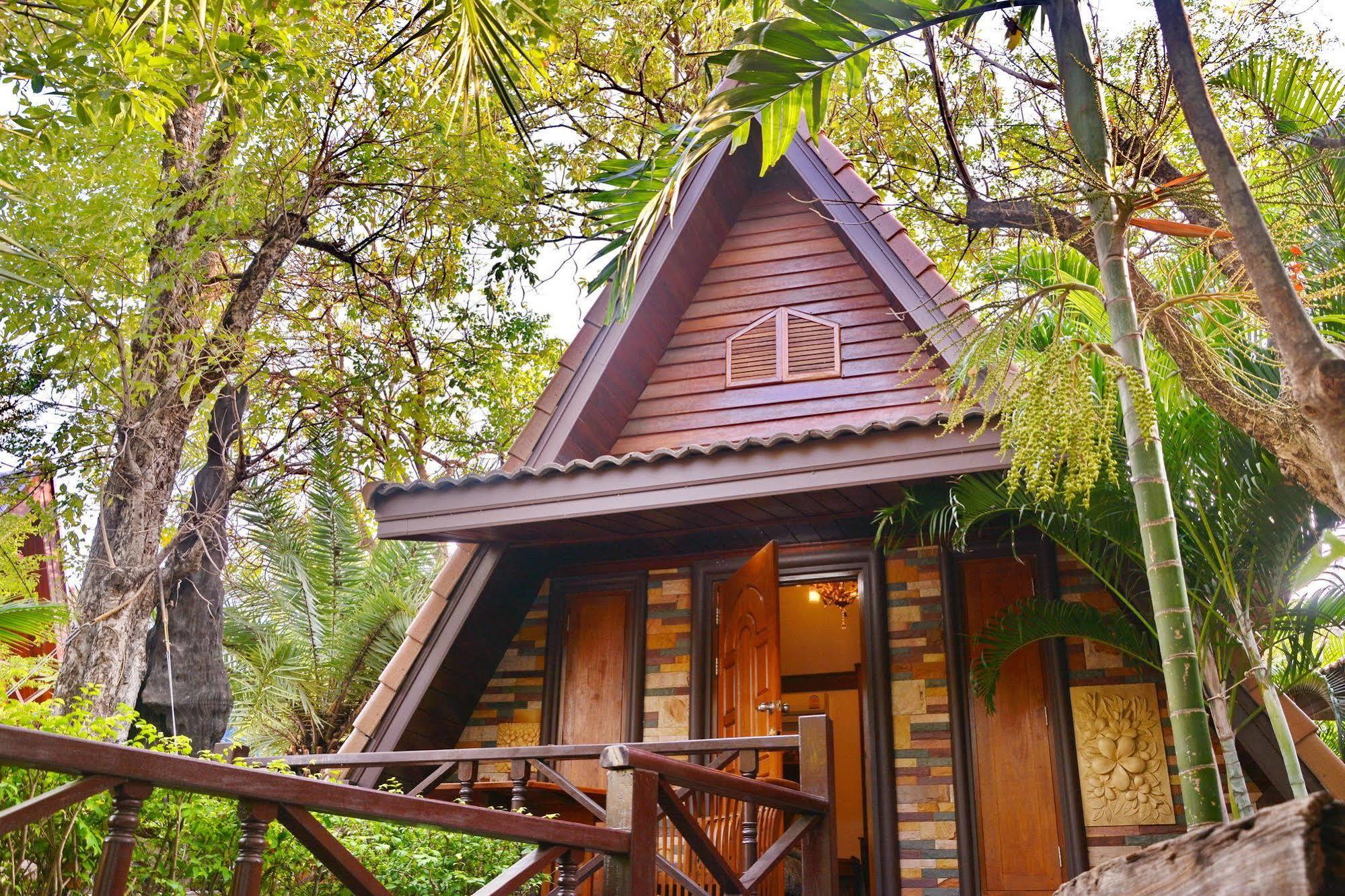 Khunsri Resort Art Boutique Hotel Pattaya Exterior foto